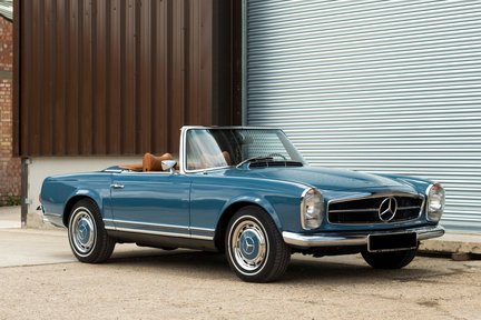 Mercedes-Benz SL 280 Pagoda 2