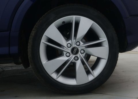 Audi Q2 1.5 Q2 S Line 35 TFSI Semi-Auto 5dr 17