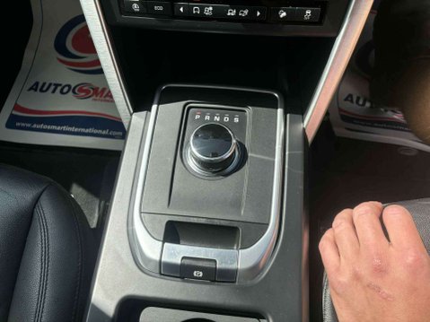 Land Rover Discovery Sport 2.0 Discovery Sport SE Tech SD4 Auto 4WD 5dr 10