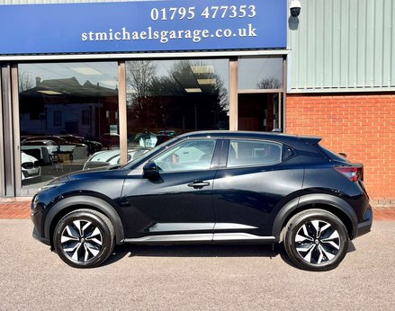Nissan Juke 1.0 Juke Acenta Premium DiG-T 5dr 11