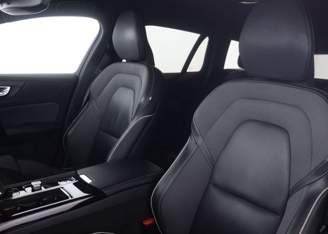 Volvo V60 2.0 V60 R-Design T6 Recharge AWD Auto 4WD 5dr 50