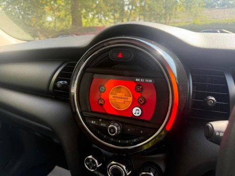 Mini Hatch 1.5 One Classic Euro 6 (s/s) 3dr 32
