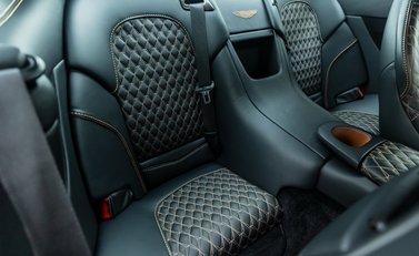 Aston Martin Vanquish S Ultimate 14