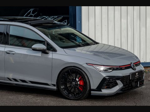 Volkswagen Golf 2.0 Golf GTi Clubsport TSi Semi-Auto 5dr 21