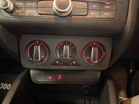 Audi A1 1.2 TFSI Sport Euro 5 (s/s) 3dr 27