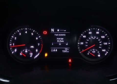 Hyundai i10 1.2 i10 Premium MPI Auto 5dr 18