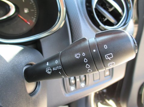 Renault Clio 0.9 TCe GT Line Euro 6 (s/s) 5dr 33