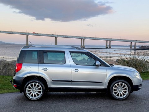 Skoda Yeti 2.0 TDI Laurin & Klement DSG 4WD Euro 5 5dr 4