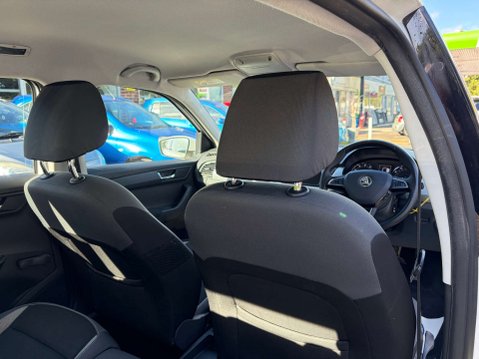 Skoda Fabia 1.2 TSI SE Estate 5dr Petrol Manual Euro 6 (s/s) (90 ps) 17