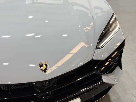 Lamborghini Urus 4.0 V8 BiTurbo 25.9kWh SE SUV 5dr Petrol Plug-in Hybrid Auto 4WD Euro 6 (80 43