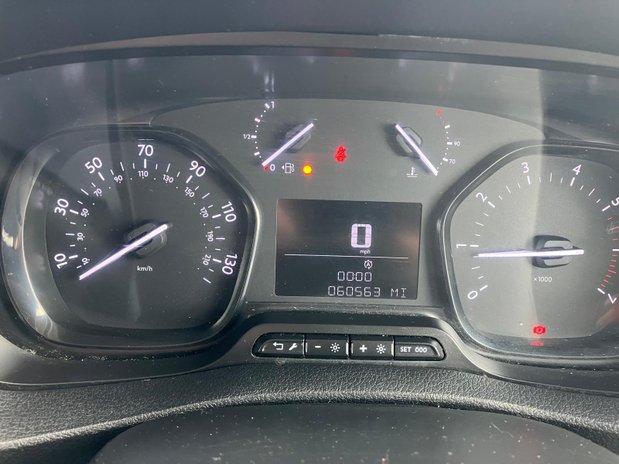 Peugeot Expert PEUGEOT EXPERT LONG DIESEL1000 1.5 Blue HDi 100 Asphalt Premium + Van 14