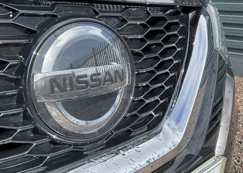 Nissan Qashqai 1.3 DIG-T TEKNA 4