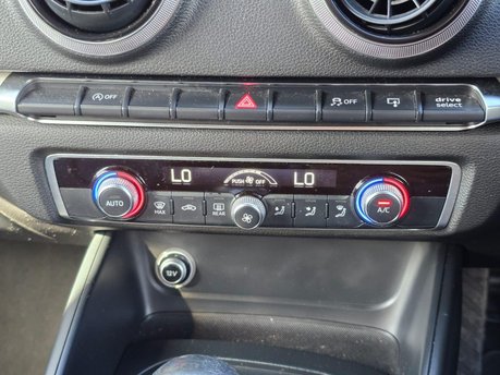 Audi A3 1.4 TFSI CoD S line Sportback 5dr Petrol S Tronic Euro 6 (s/s) (150 ps) 34