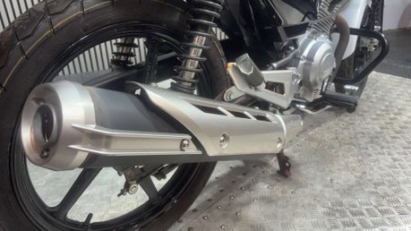 Yamaha YBR 125 2014 ONLY 2K SPARES OR REPAIR 125CC PROJECT BIKE 18