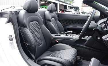 Audi R8 V10 Spyder 11