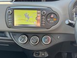 Toyota Yaris 1.5 VVT-i Icon Tech Euro 6 5dr 14
