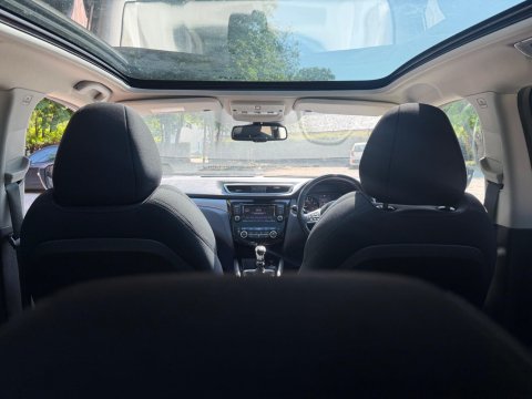 Nissan Qashqai 1.3 DIG-T N-Connecta Euro 6 (s/s) 5dr 36