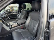 Land Rover Discovery 3.0 SD V6 HSE SUV 5dr Diesel Auto 4WD Euro 6 (s/s) (306 ps) 50