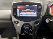 Toyota Aygo 1.0 VVT-i x-play Hatchback 5dr Petrol Manual Euro 6 (s/s) (71 ps) 17