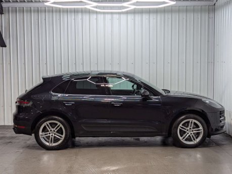 Porsche Macan 2.0 Macan Semi-Auto 4WD 5dr 29