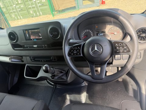 Mercedes-Benz Sprinter 2.0 315 CDI Progressive RWD L3 H2 Euro 6 (s/s) 5dr 10