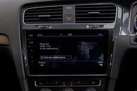 Volkswagen Golf E-GOLF 27