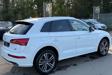 Audi Q5 TDI QUATTRO S LINE - 20 INCH ALLOYS - FULL SERVICE HISTORY - 2 OWNERS 7