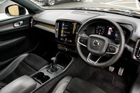 Volvo XC40 T3 R-DESIGN 4