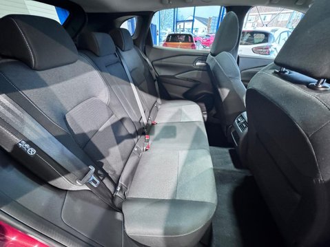 Nissan Qashqai 1.3 DIG-T MHEV N-Connecta XTRON Euro 6 (s/s) 5dr 30