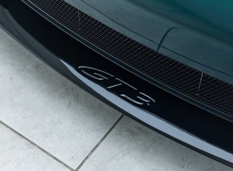 Porsche 911 GT3 TOURING (992.2) 37