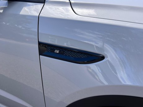 Jaguar E-Pace 2.0 D180 R-Dynamic S Auto AWD Euro 6 (s/s) 5dr 57