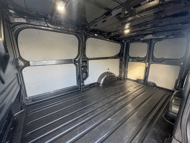 Ford Transit Custom LWB L2H1 Low Roof Trail 320 Air Con Alloys Camera Sensors SELECT 11
