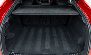 Lamborghini Urus 39