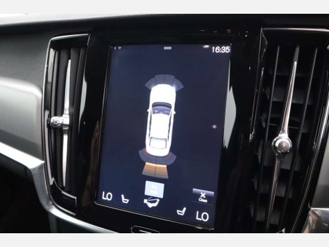 Volvo S90 2.0 S90 Momentum D4 Auto 4dr 33