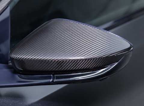 Aston Martin DBS Superleggera 38