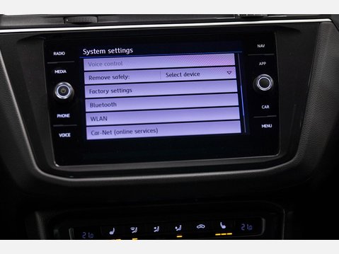 Volkswagen Tiguan 2.0 TDI R-Line Tech DSG 4Motion Euro 6 (s/s) 5dr 50