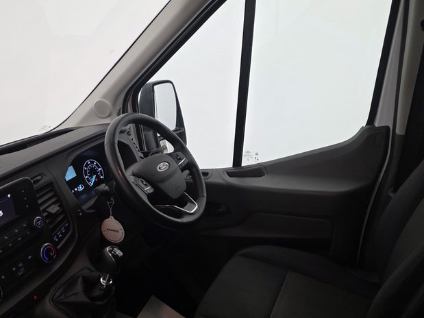 Ford Transit TRANSIT 350 L3 DIESEL AWD 2.0 Eco Blue 130ps H3 Leader Van 16