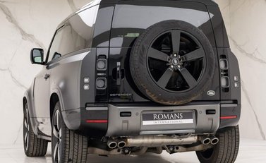 Land Rover Defender V8 CARPATHIAN EDITION 4