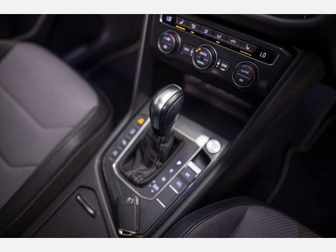 Volkswagen Tiguan 1.5 TSI EVO R-Line Tech DSG Euro 6 (s/s) 5dr 29