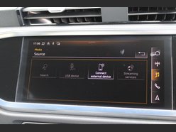 Audi Q3 TFSI S LINE BLACK EDITION 26