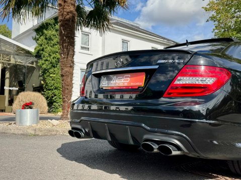 Mercedes-Benz C Class 6.3 C63 V8 AMG Edition 125 SpdS MCT Euro 5 2dr 34