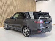 Land Rover Discovery 3.0 Discovery R-Dynamic SE D MHEV Auto 4WD 5dr 22