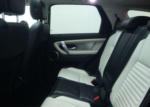 Land Rover Discovery Sport 2.0 P250 MHEV R-Dynamic SE SUV 5dr Petrol Auto 4WD Euro 6 (s/s) (249 ps) 55