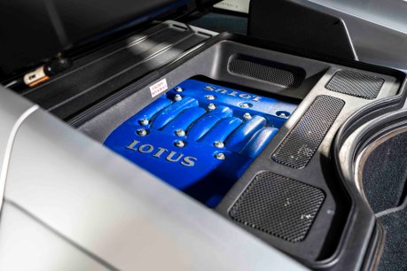 Lotus Esprit SPORT 350. 1 OF 42 RHD. SUPERB EXAMPLE. COMPREHENSIVE HISTORY. FRONT PPF 45