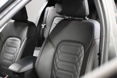 Ford Focus 1.0 Focus ST-Line X mHEV Auto 5dr 26