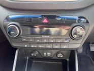 Hyundai TUCSON CRDI SE NAV BLUE DRIVE 16
