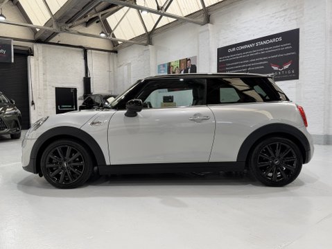 Mini Hatch COOPER S 9