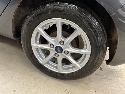 Ford Fiesta ZETEC 10