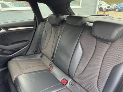 Audi A3 S LINE TFSI BLACK EDITION 47