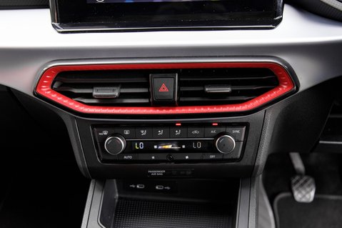 SEAT Ibiza ECOTSI FR 40